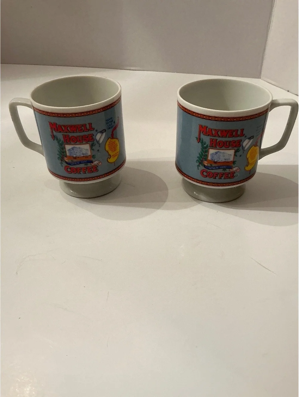Vintage 70’s Maxwell House Coffee pedestal footed mug cup 8 oz. Set of 2